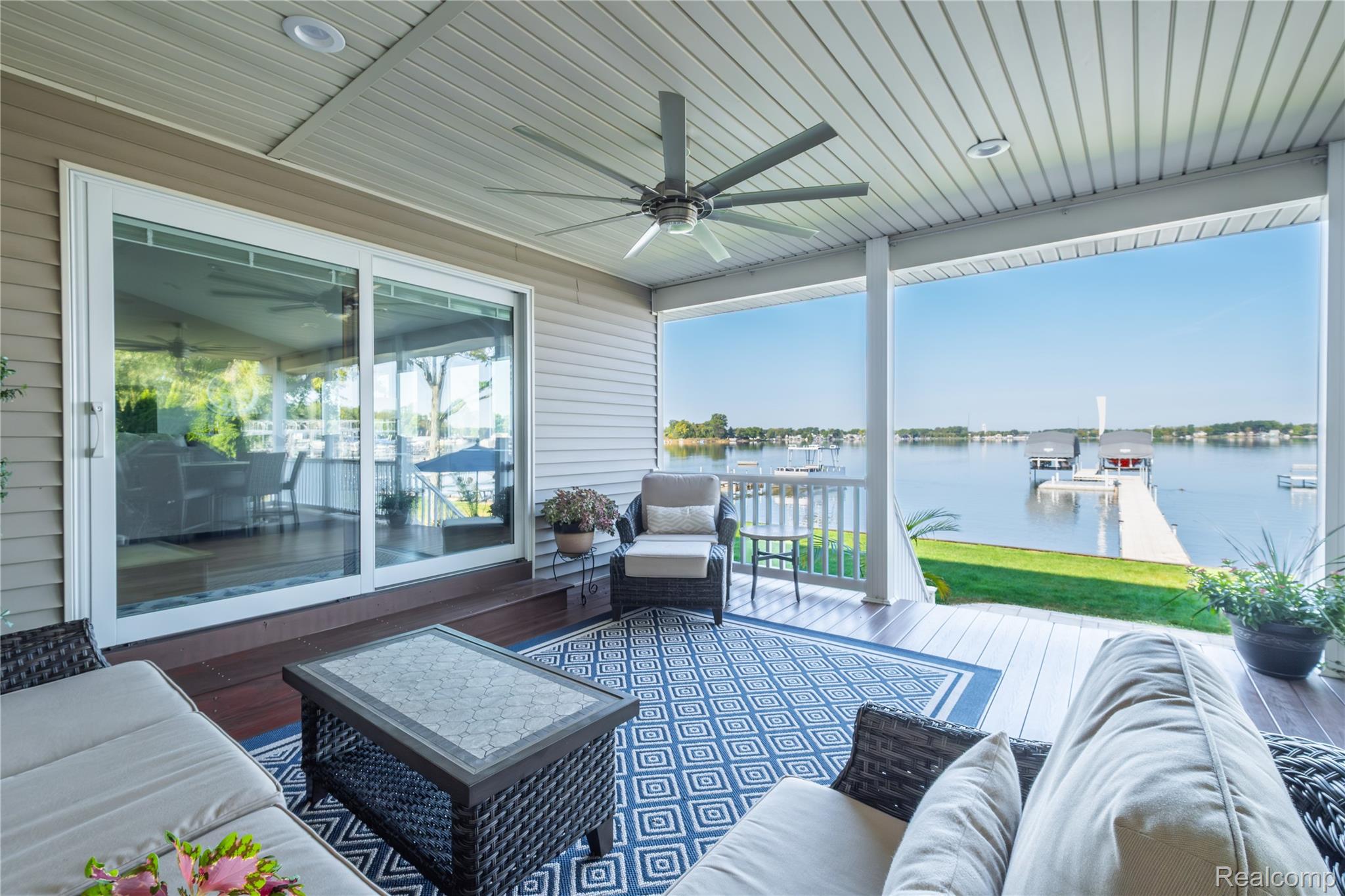 Northfield Township, Michigan 48189, United States, 2 Bedrooms Bedrooms, ,2 BathroomsBathrooms,Residential,Pending,212858