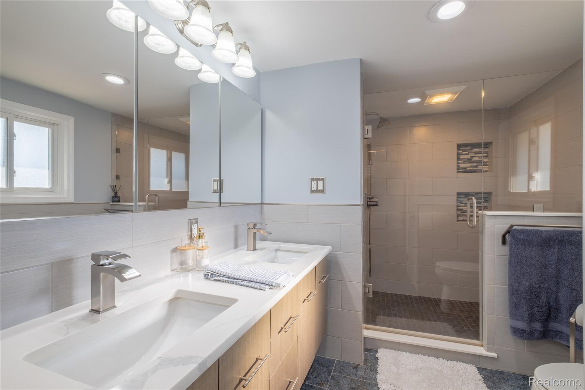 Northfield Township, Michigan 48189, United States, 2 Bedrooms Bedrooms, ,2 BathroomsBathrooms,Residential,Pending,212858