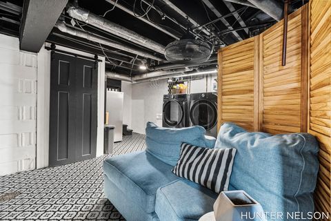 Tiny photo for 519 S 7th Street, Grand Haven City, MI 49417 (MLS # 71026009089)