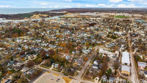 Tiny photo for 519 S 7th Street, Grand Haven City, MI 49417 (MLS # 71026009089)