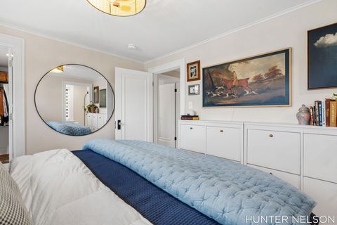 Tiny photo for 519 S 7th Street, Grand Haven City, MI 49417 (MLS # 71026009089)