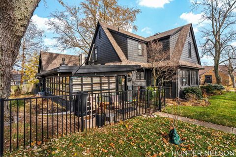 Tiny photo for 519 S 7th Street, Grand Haven City, MI 49417 (MLS # 71026009089)