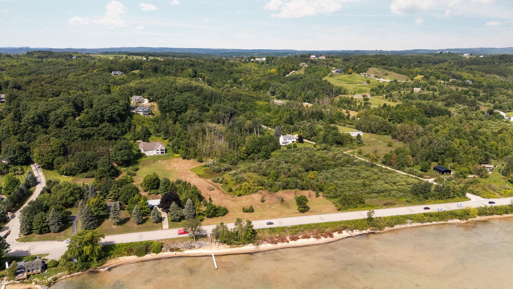 5382 S West Bay Shore