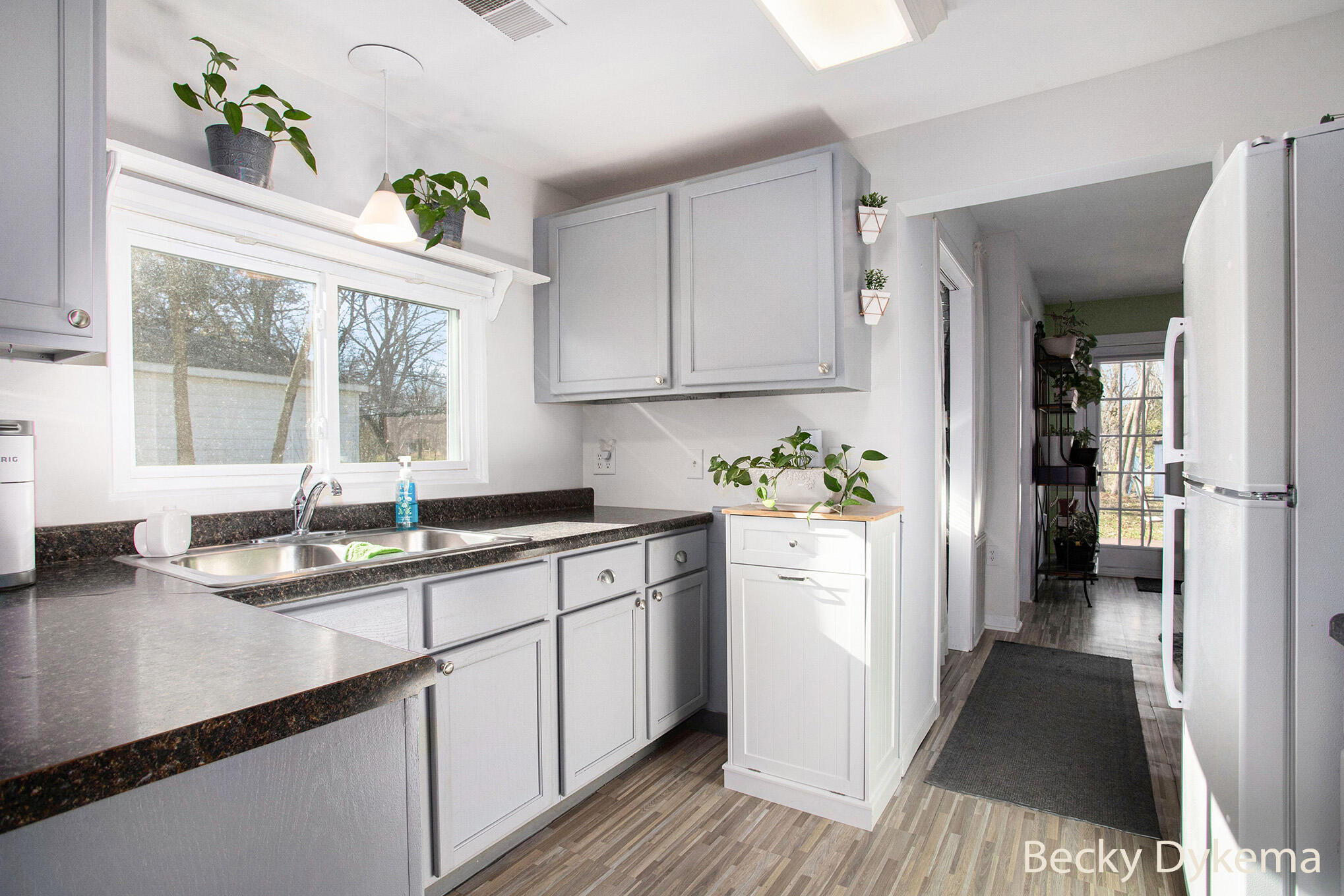 Portage, Michigan 49024, United States, 2 Bedrooms Bedrooms, ,1 BathroomBathrooms,Residential,Active,247165