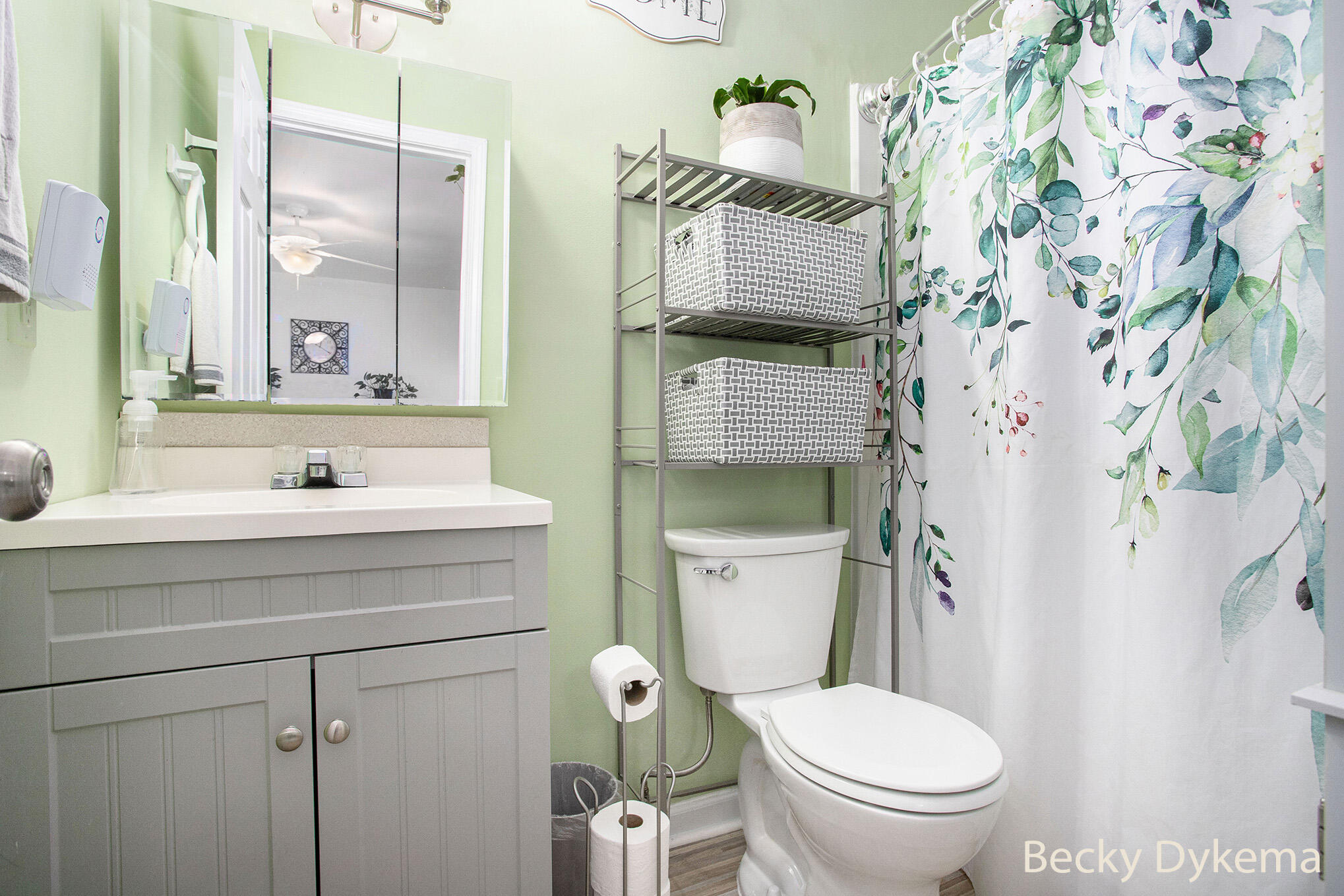 Portage, Michigan 49024, United States, 2 Bedrooms Bedrooms, ,1 BathroomBathrooms,Residential,Active,247165