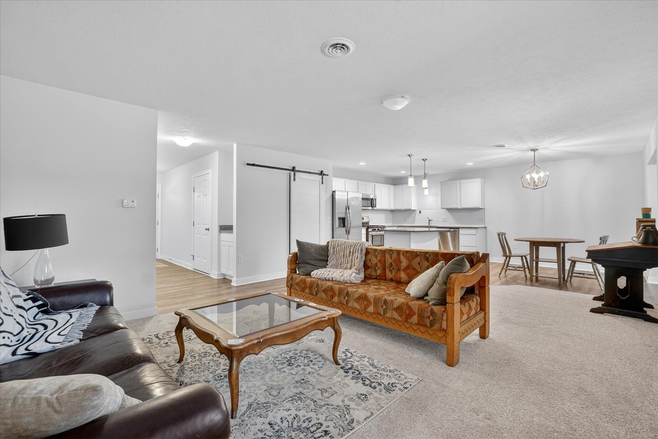 1069 Sunnyside Drive