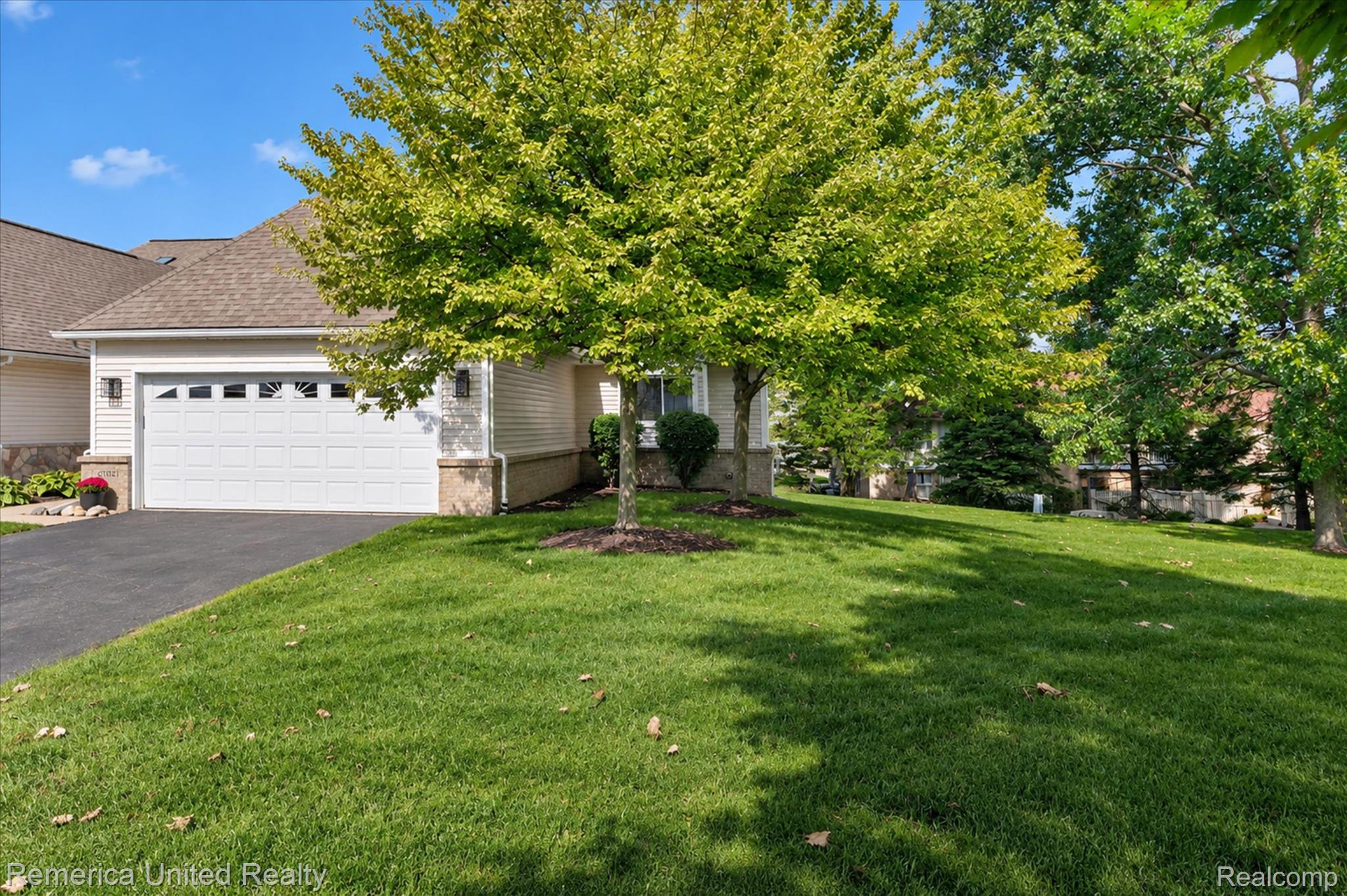 61024 Evergreen Court