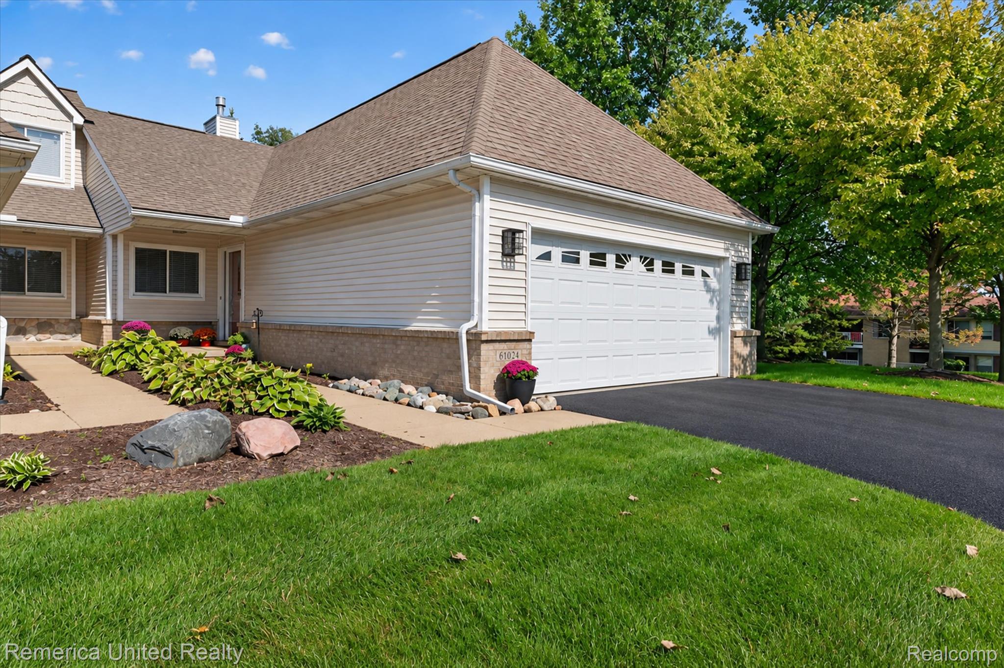 61024 Evergreen Court