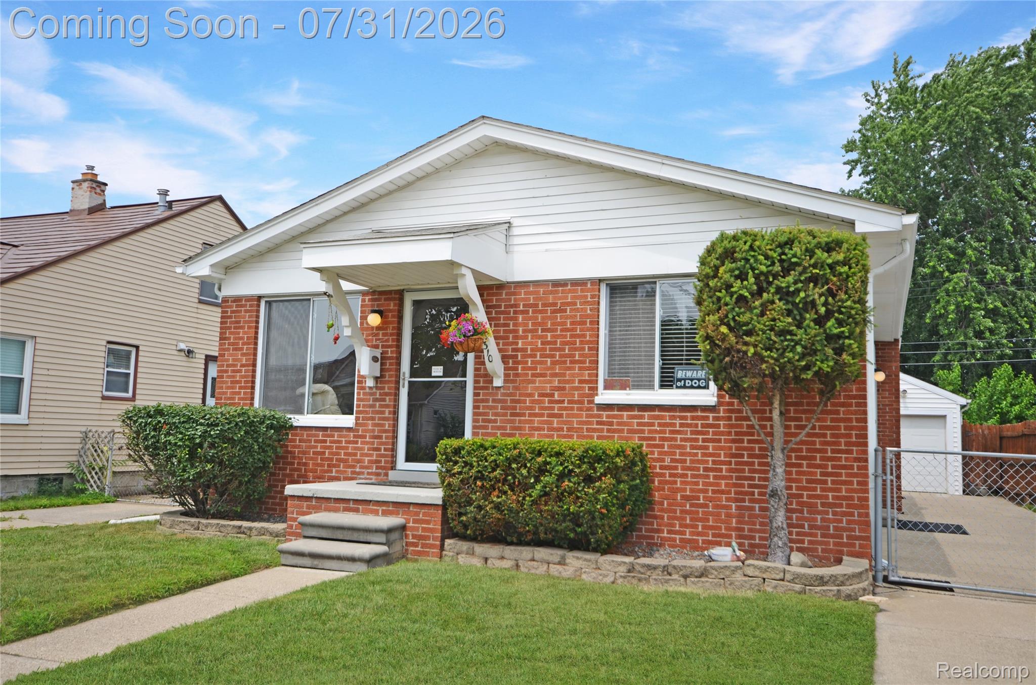310 W Sonoma Avenue