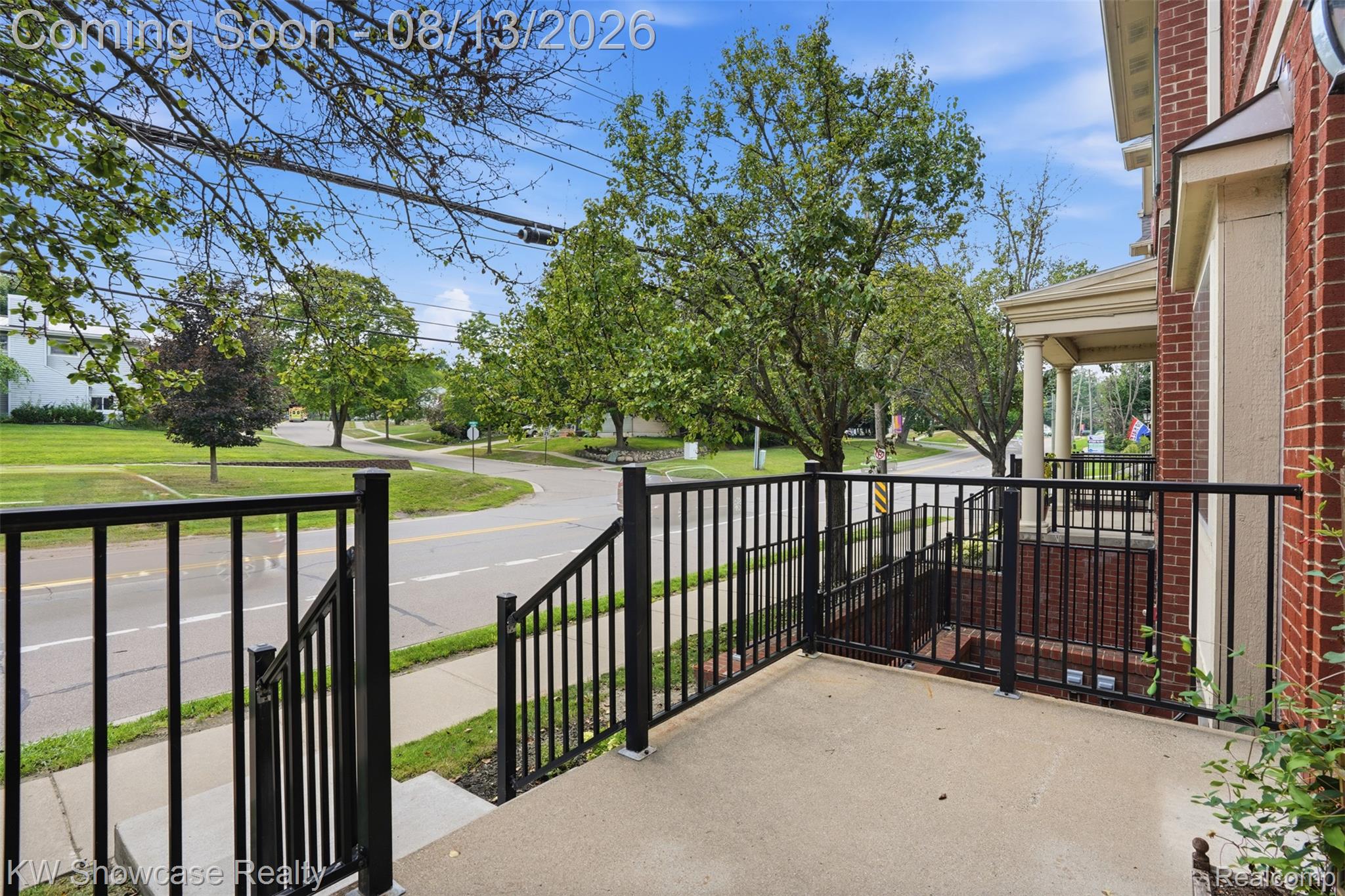 480 Village Lane