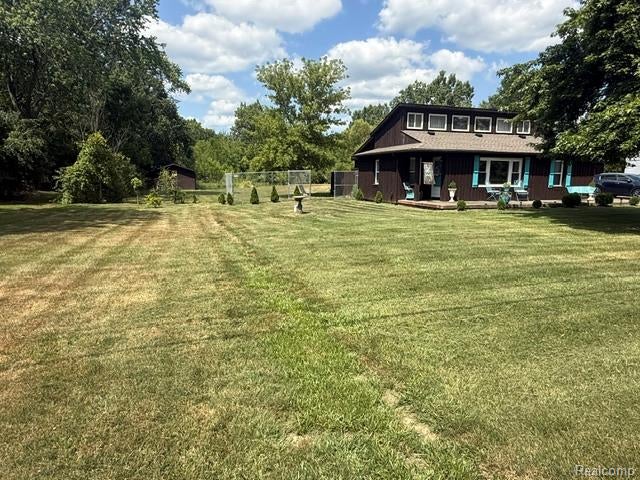 5485 N Linden Road