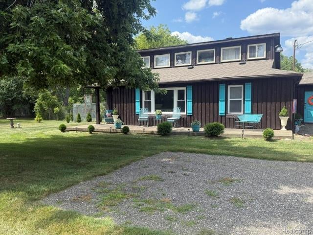 5485 N Linden Road