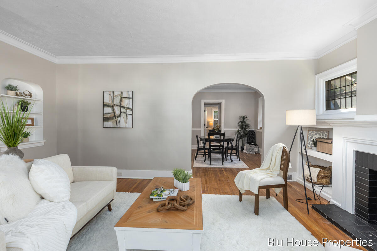 616 Giddings Avenue SE