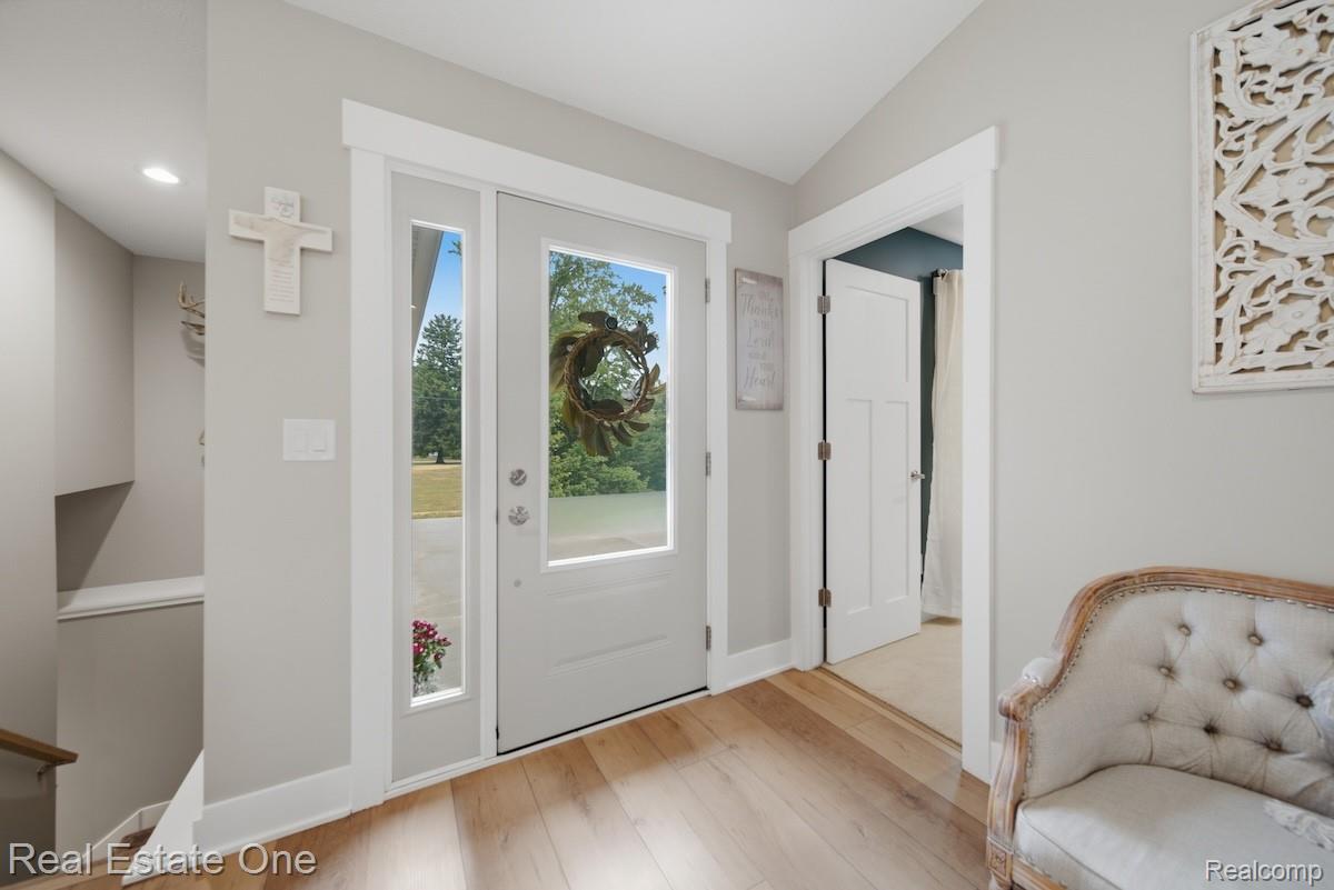 1583 Tomlinson Road