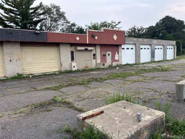 4620 N 7 Mile Road Detroit City MI 48234