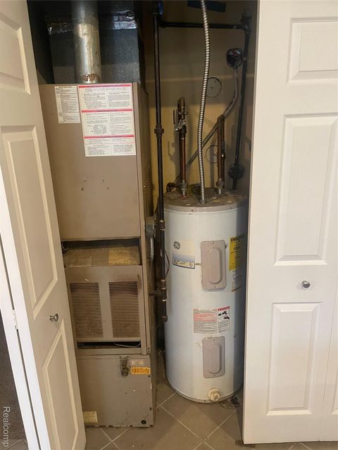 Tiny photo for 29561 Fairfax Street, Southfield City, MI 48076 (MLS # 20261002662)