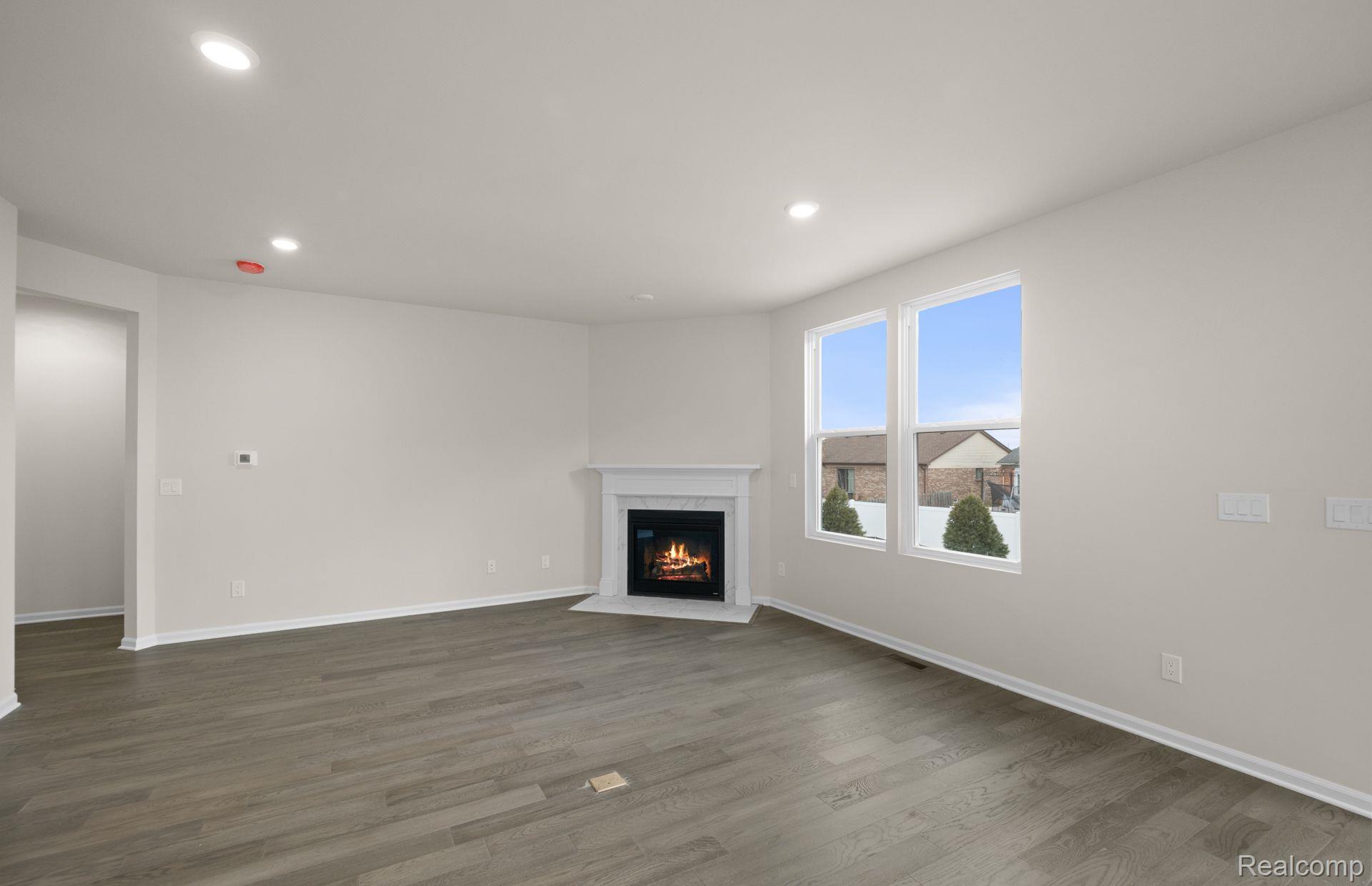16088 CONIFER Lane