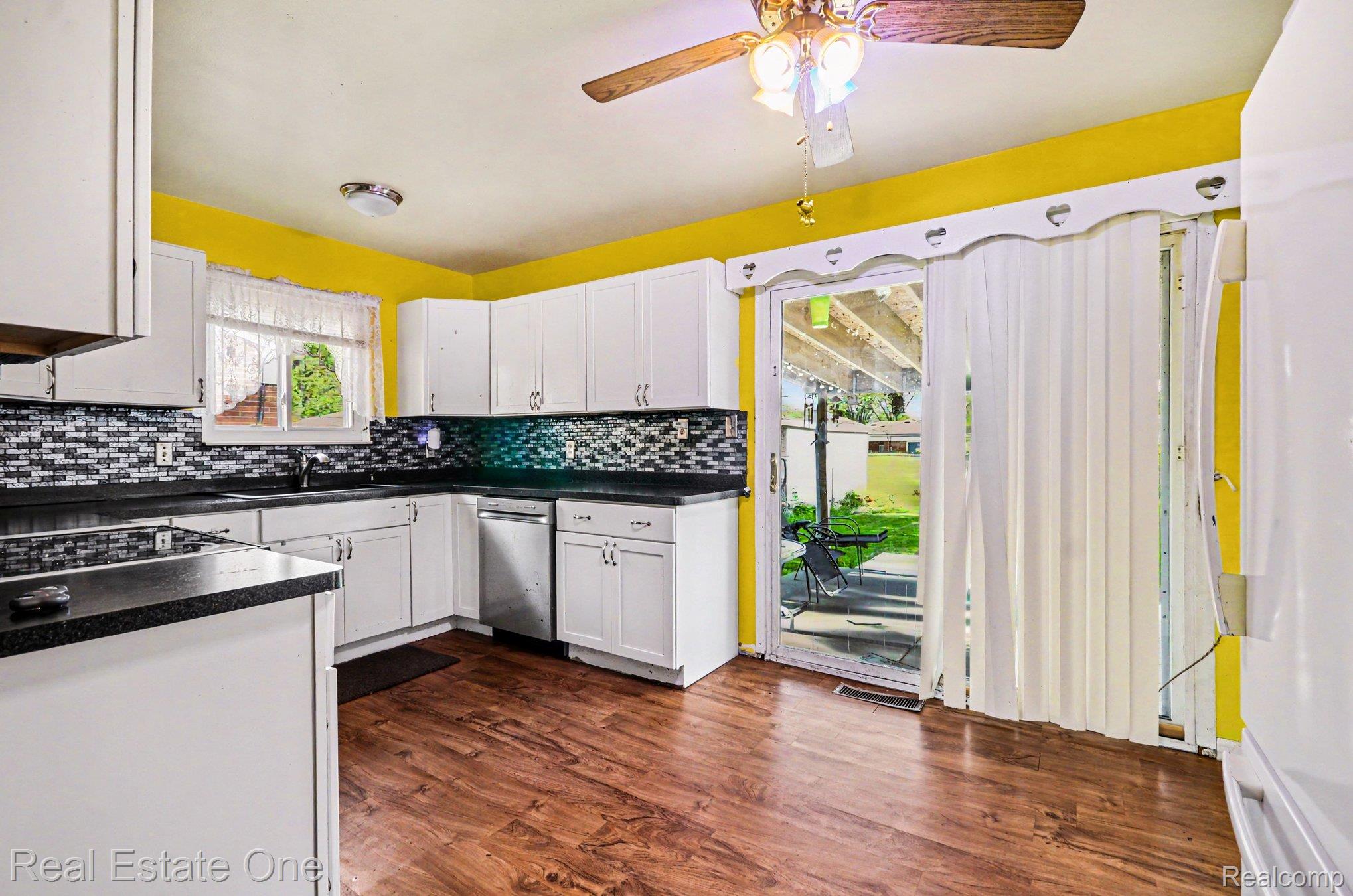 4508 Buckingham Drive