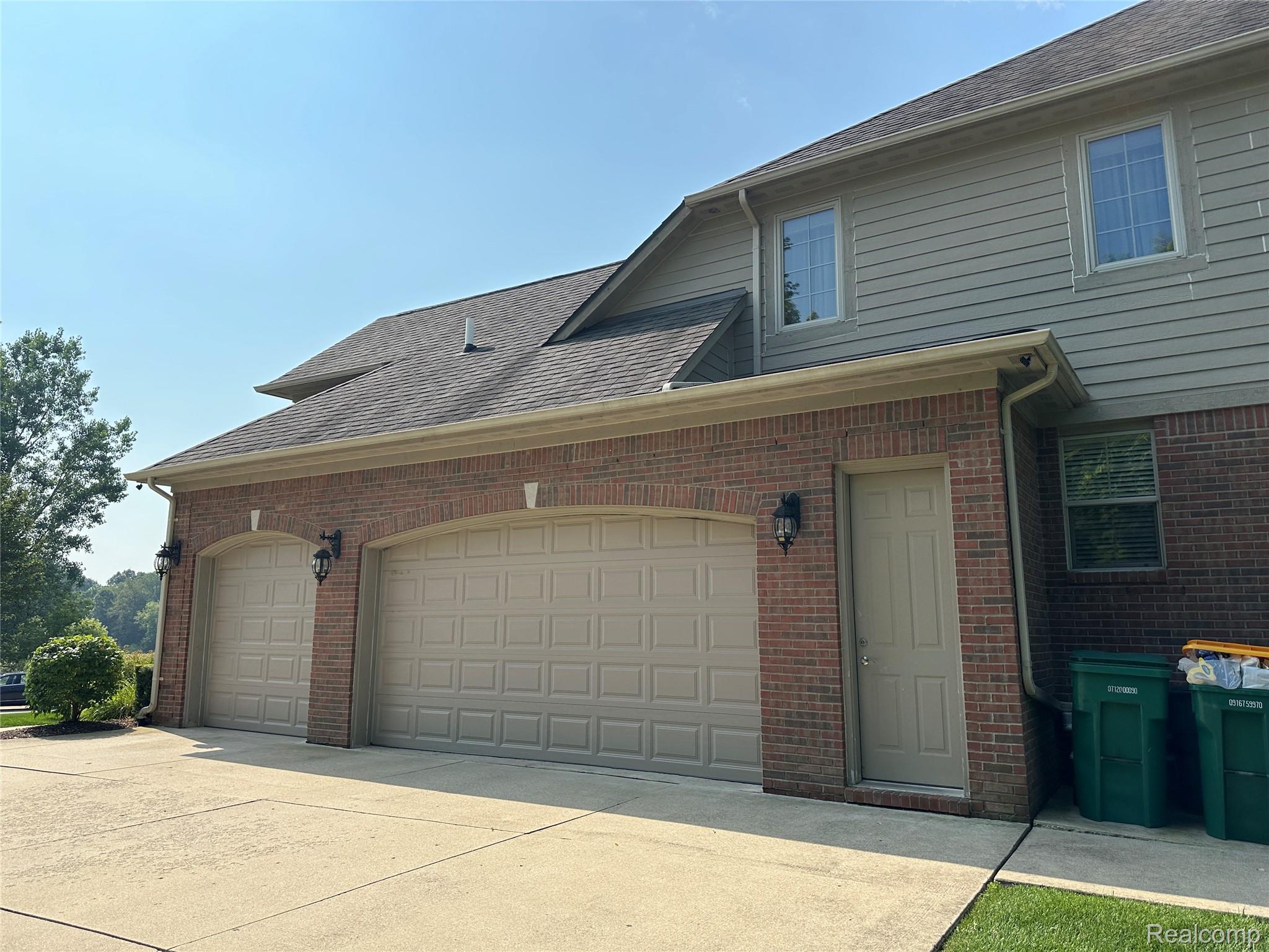 4906 Stonehenge Drive