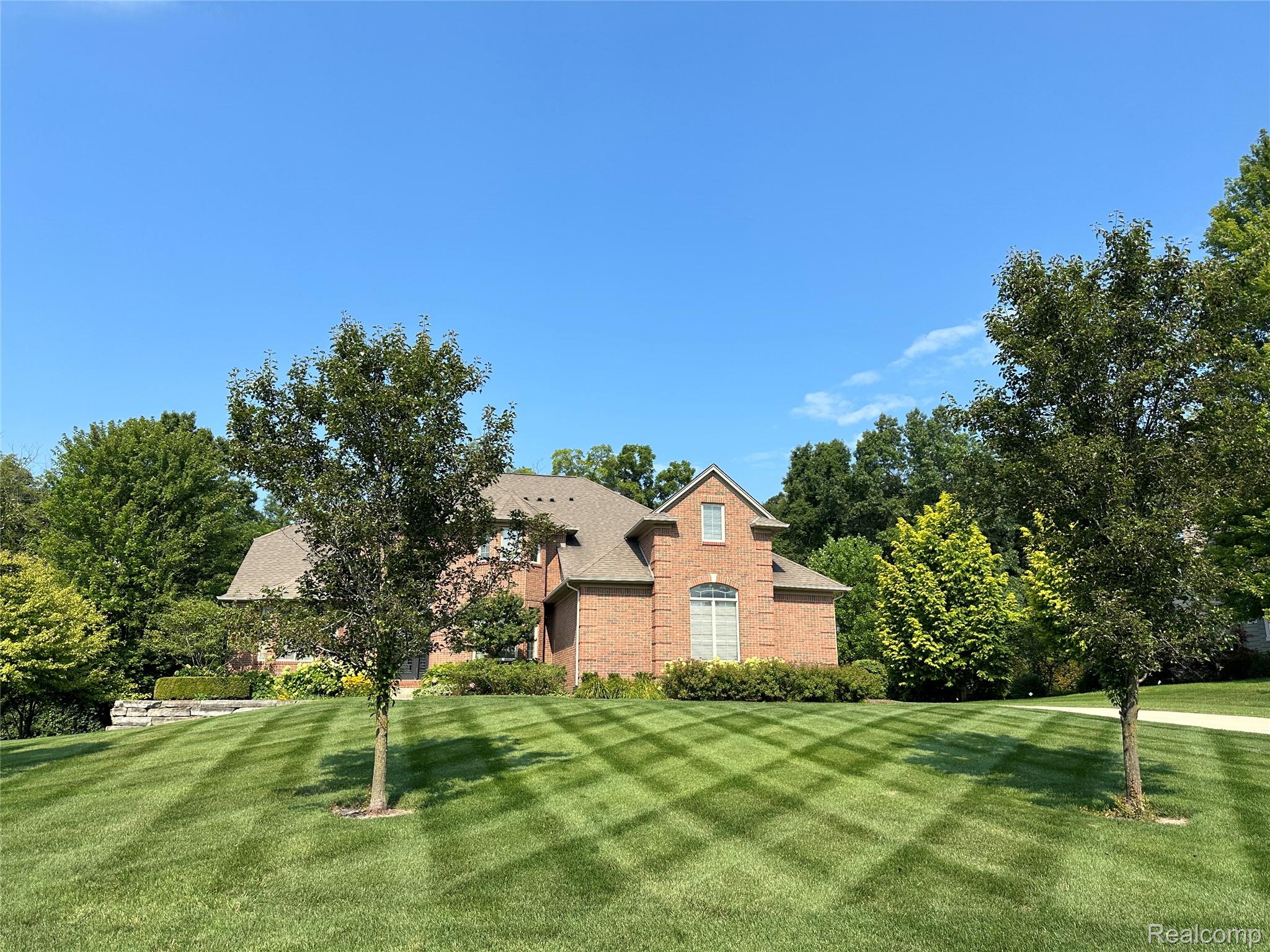 4906 Stonehenge Drive