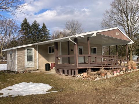 7737 NE County Line Road Richland Township MI 48877