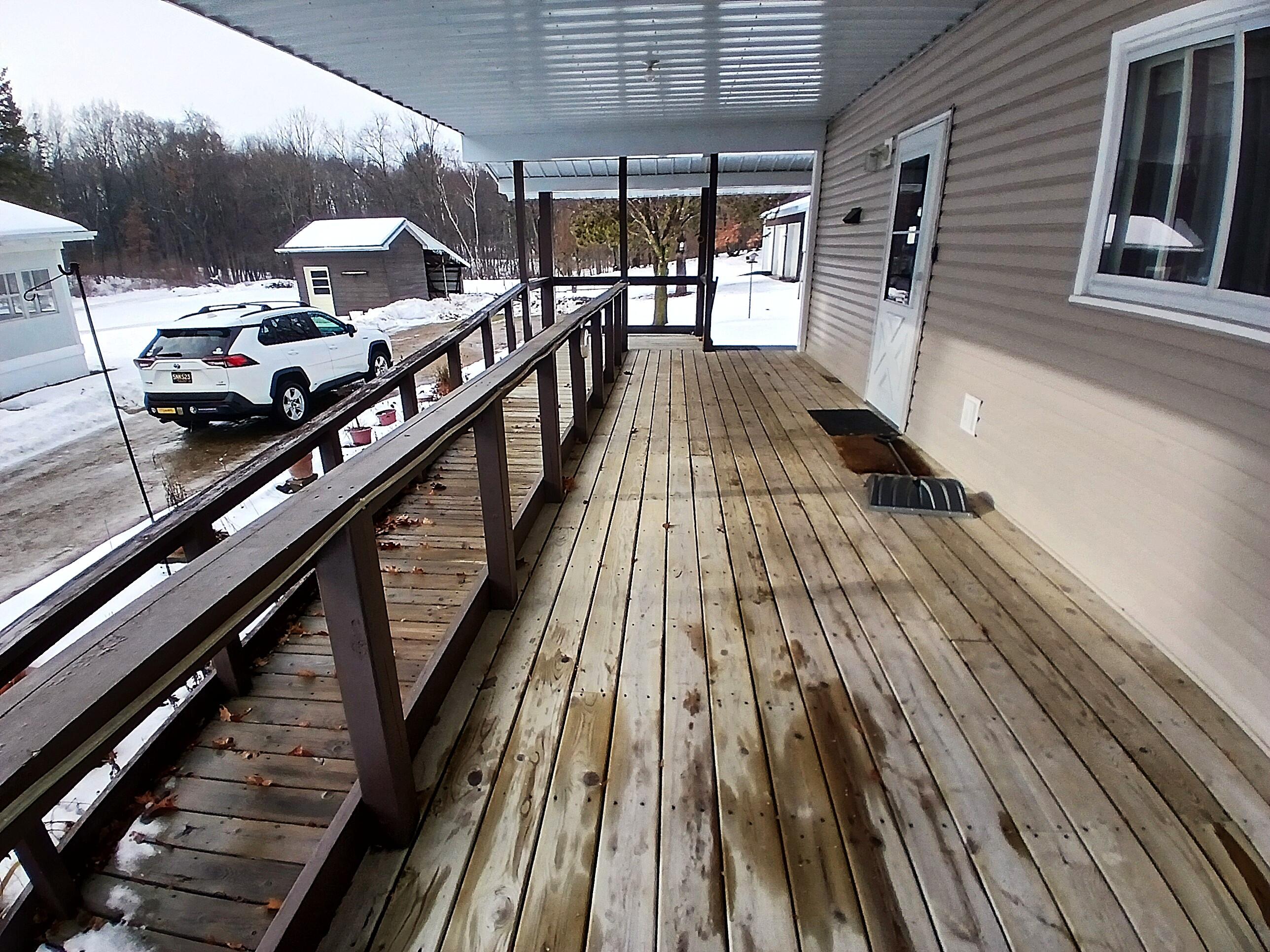 7737 NE County Line Road