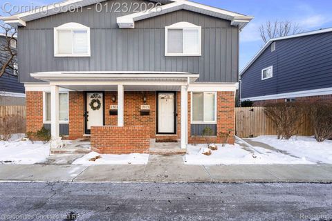 1813 Southfield Road Birmingham City MI 48009