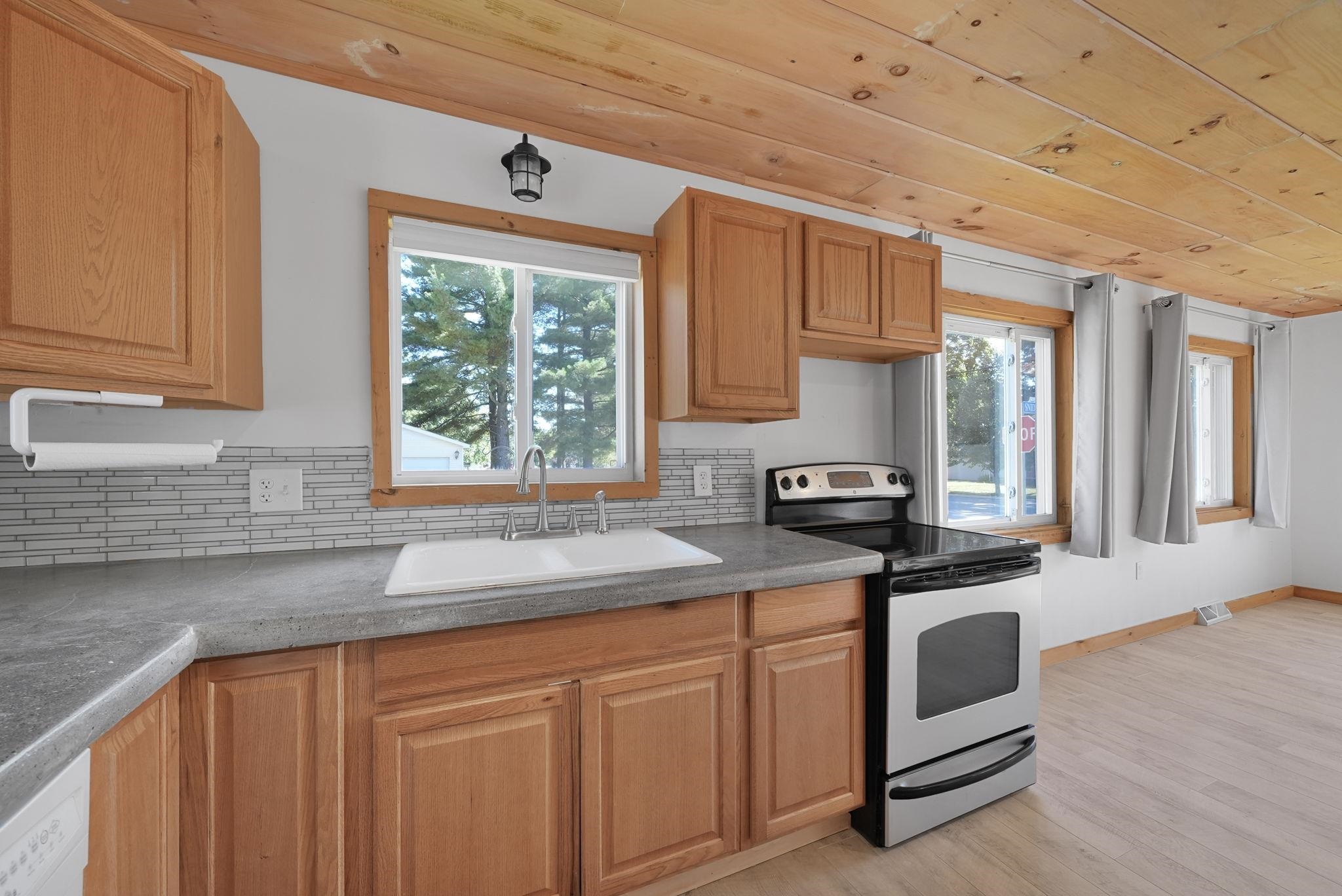 1402 Chestnut Street