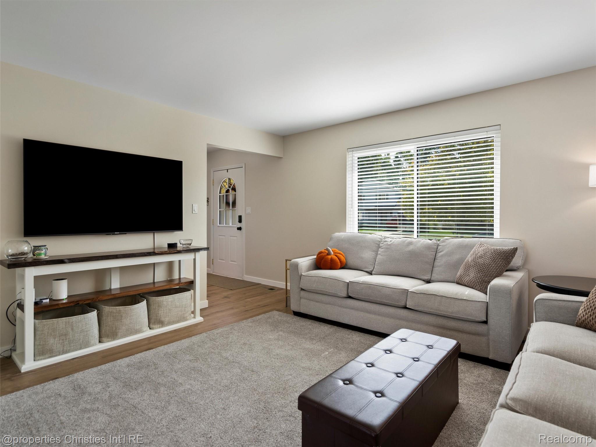 8951 Posey Drive