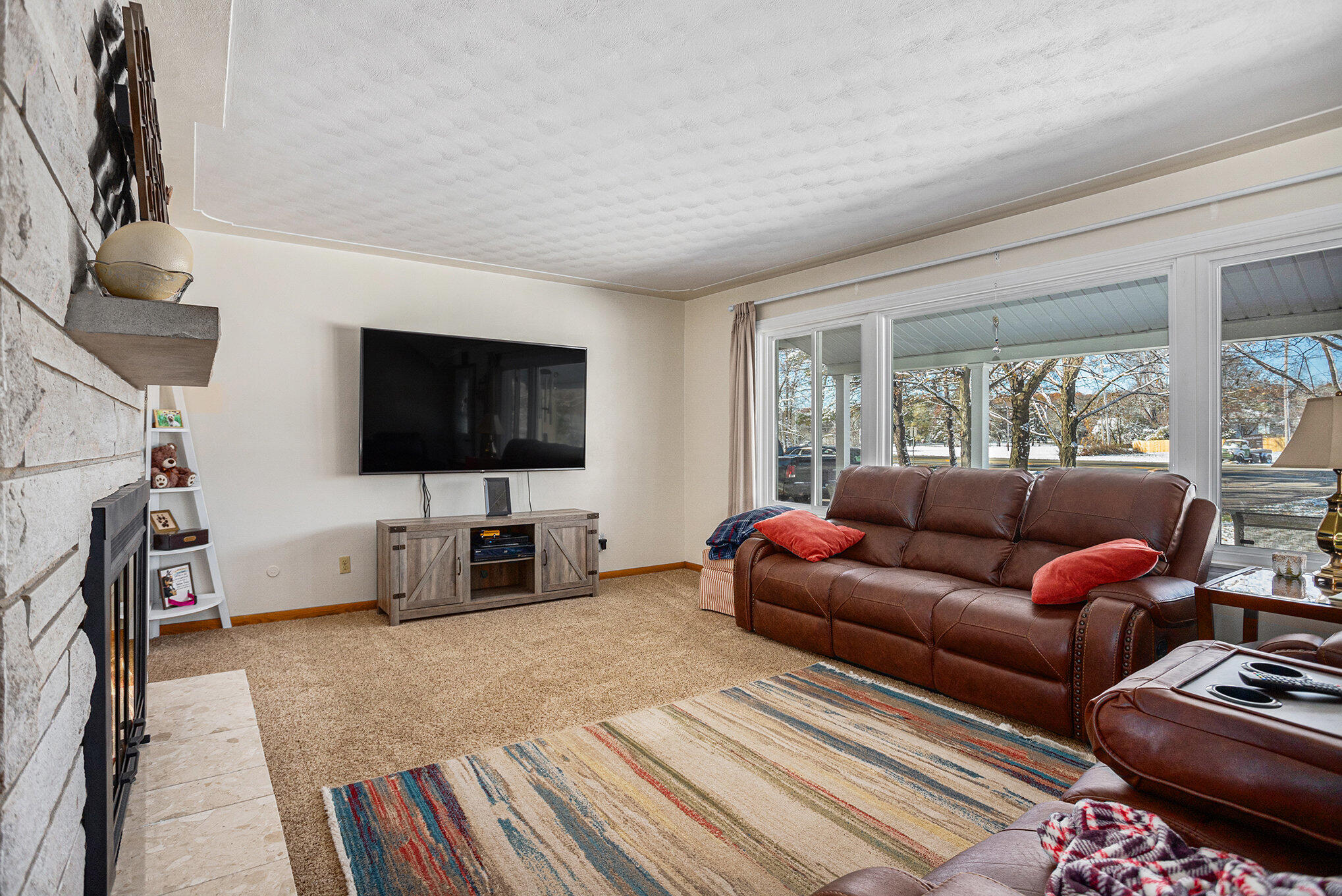 19596 Capital Avenue NE