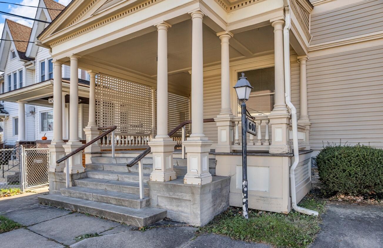 601 S Jackson Street