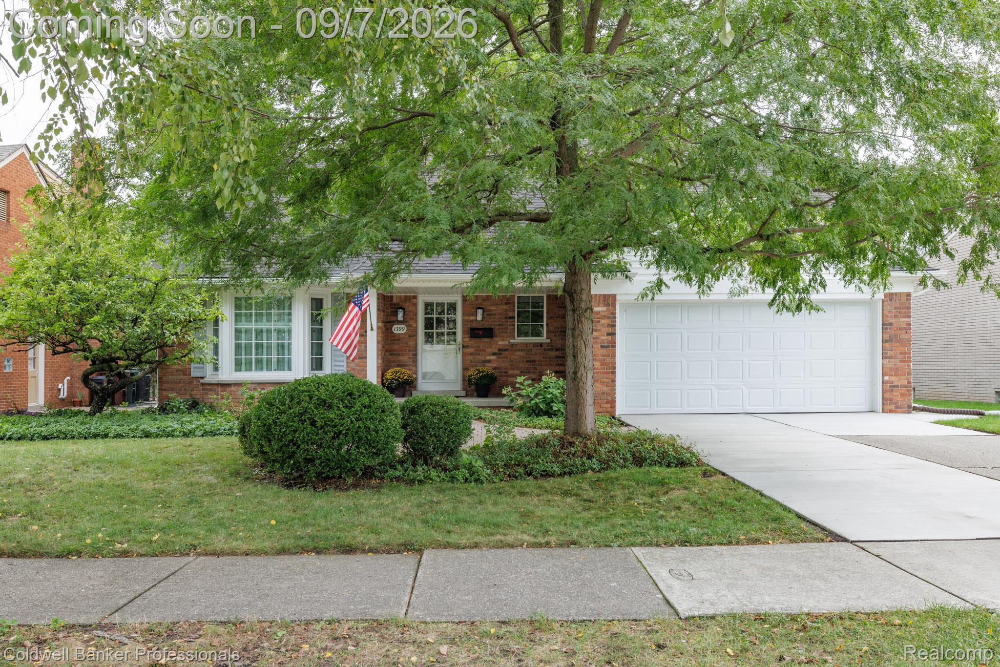 1399 Edmundton Drive