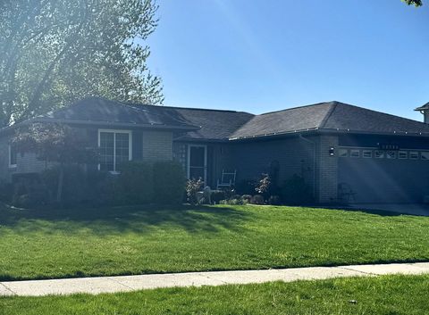 18788 GILL Road Livonia City Wayne MI 48152