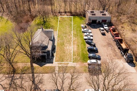 4677 18th Street Detroit City MI 48208