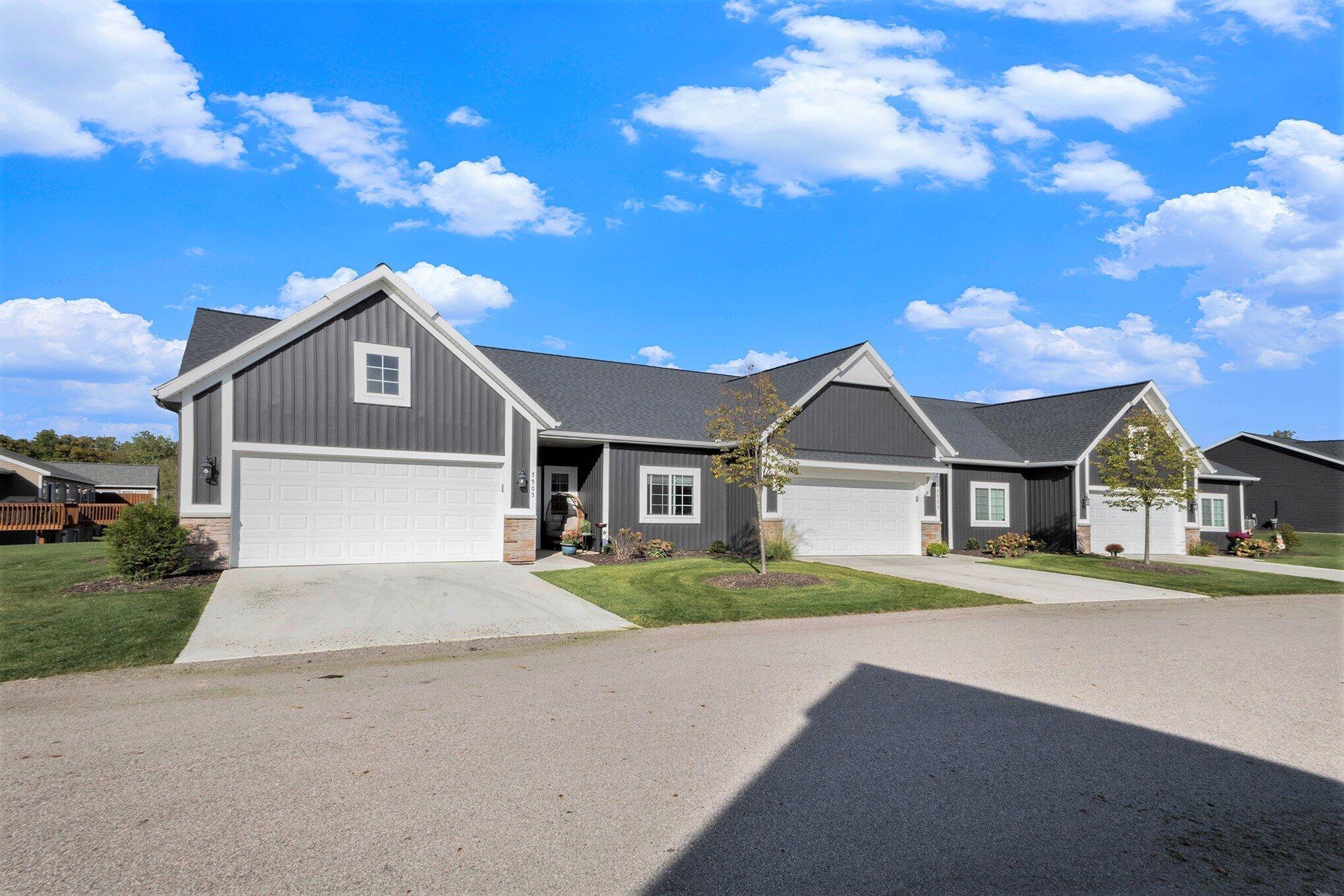 7505 Hardwood Street