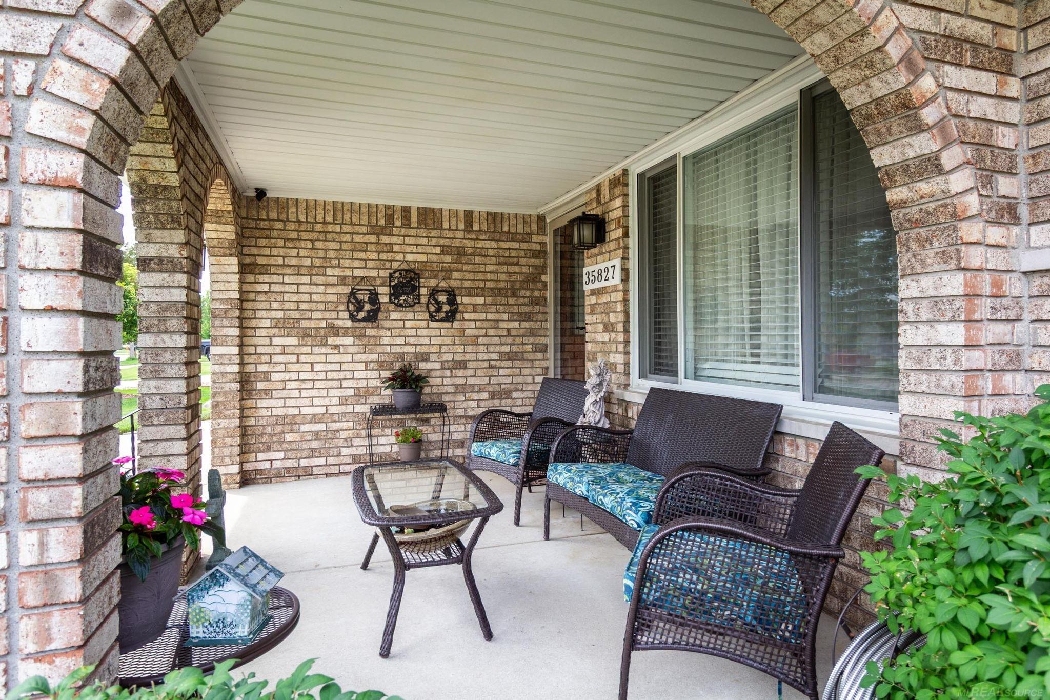 35827 Rainbow Drive