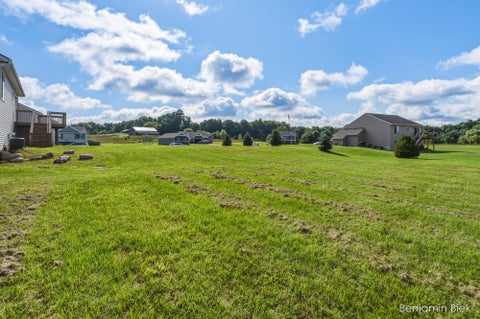 Tiny photo for 2809 Ivy Lane, Irving Township, MI 49333 (MLS # 65026045949)