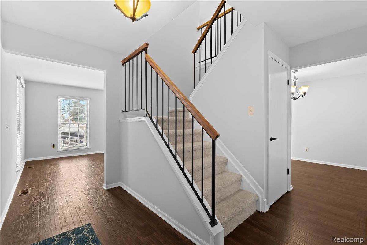 21106 W Glen Haven Circle