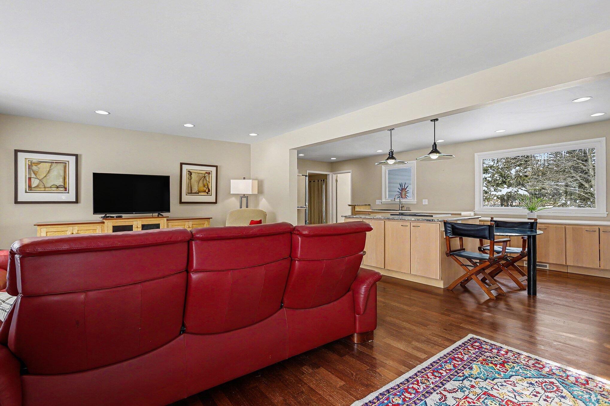 3720 Middlebury Drive