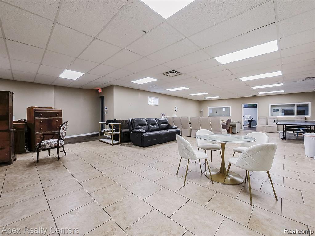 15735 SCHAEFER