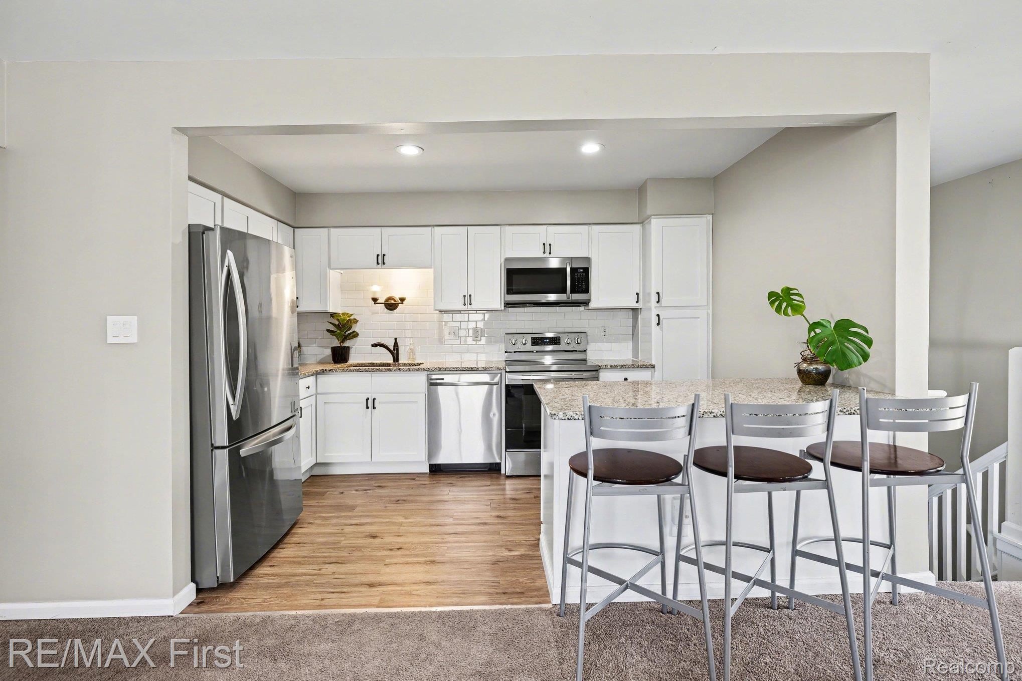 38103 Jefferson Avenue