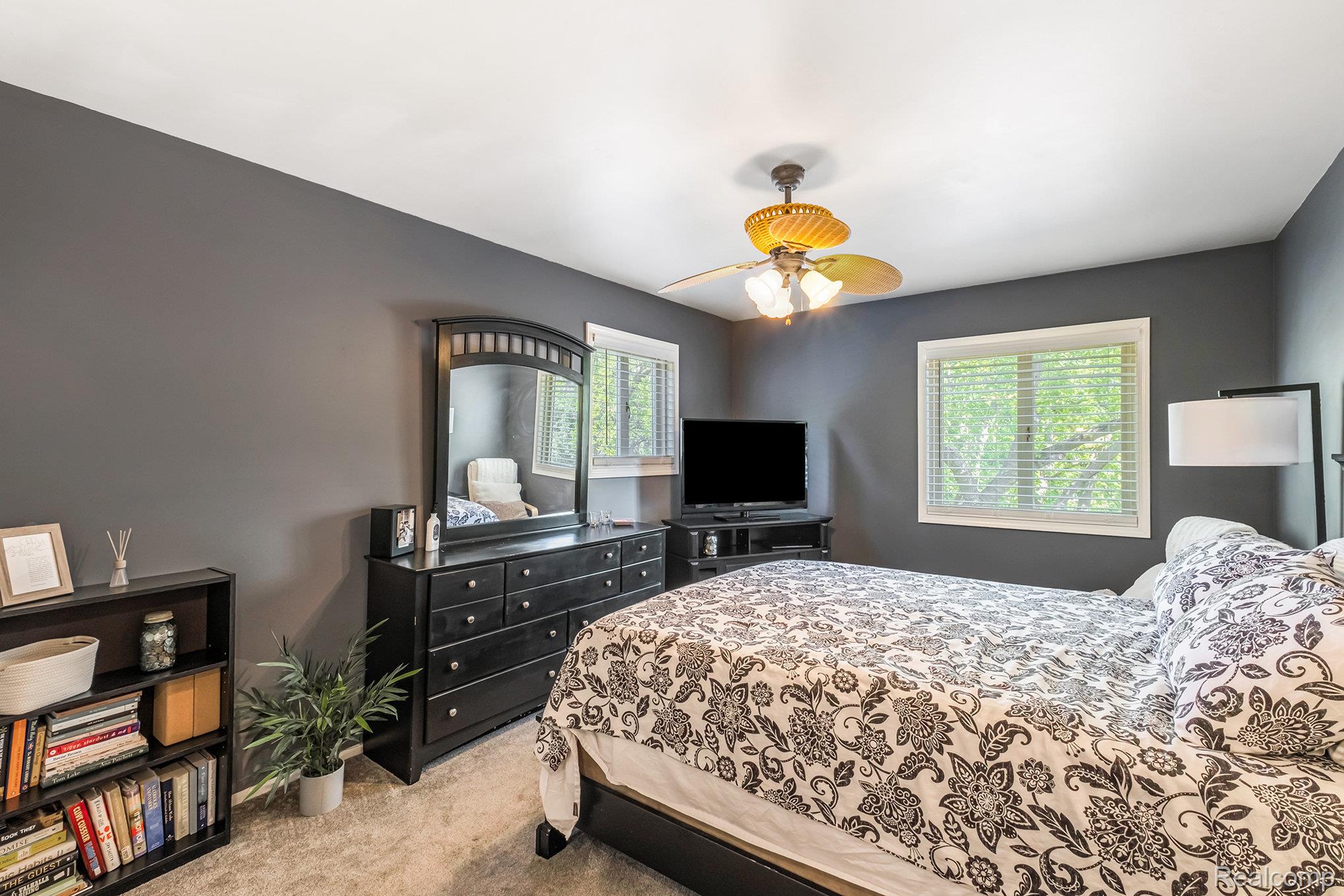 Fenton City, Michigan 48430, United States, 3 Bedrooms Bedrooms, ,2 BathroomsBathrooms,Residential,Coming Soon,165283