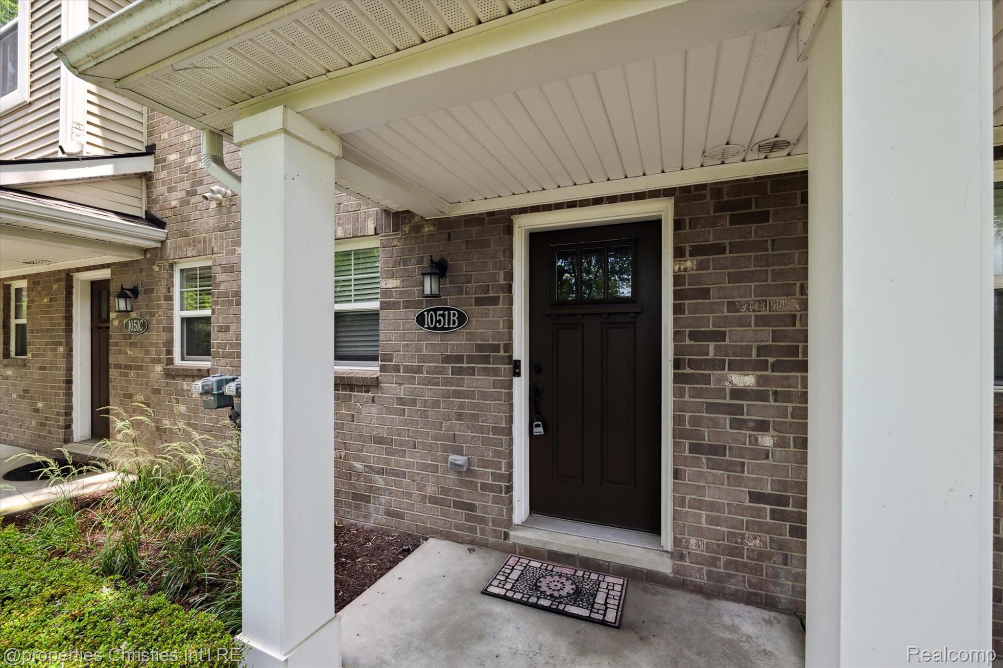 1051 N Sherman Drive B19