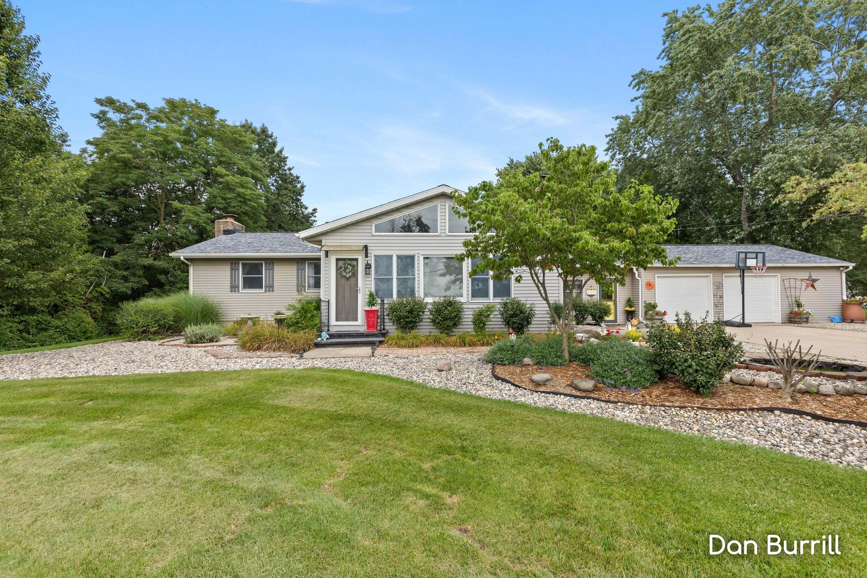 10679 Keystone Drive NE
