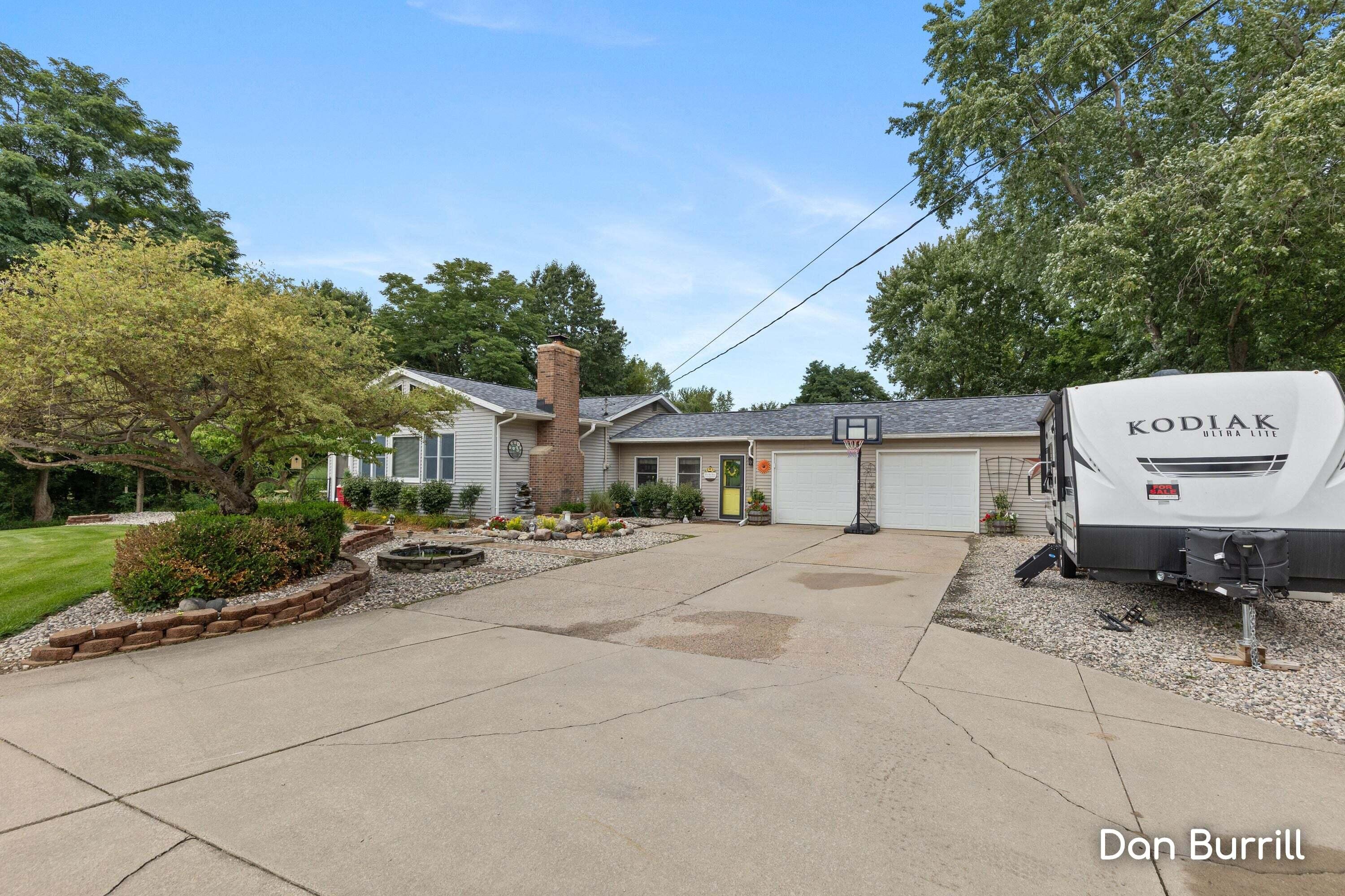 10679 Keystone Drive NE