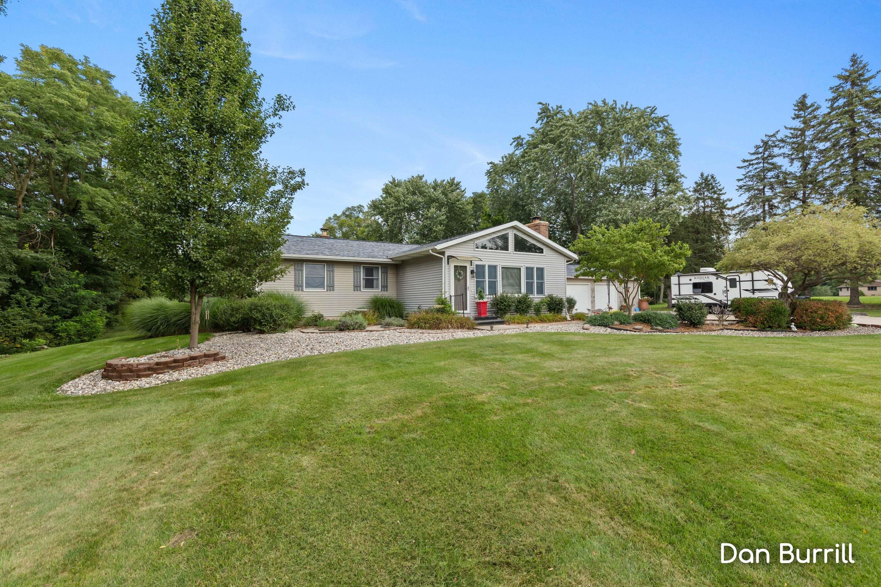 10679 Keystone Drive NE