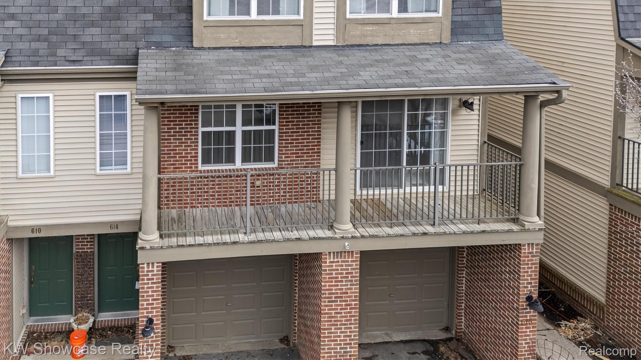 614 Napa Valley Drive 11