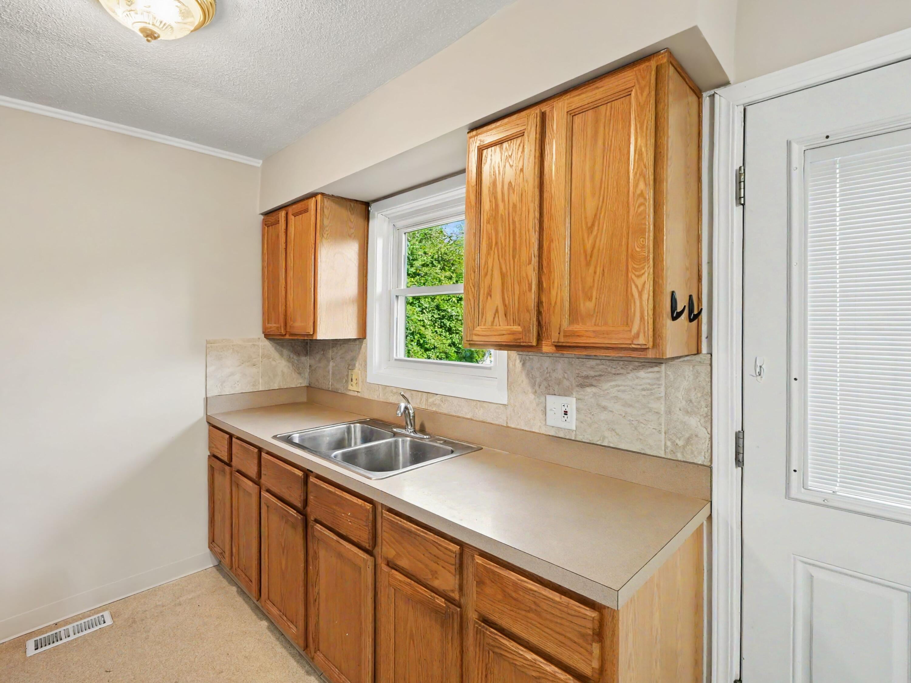 3460 La Salle Drive