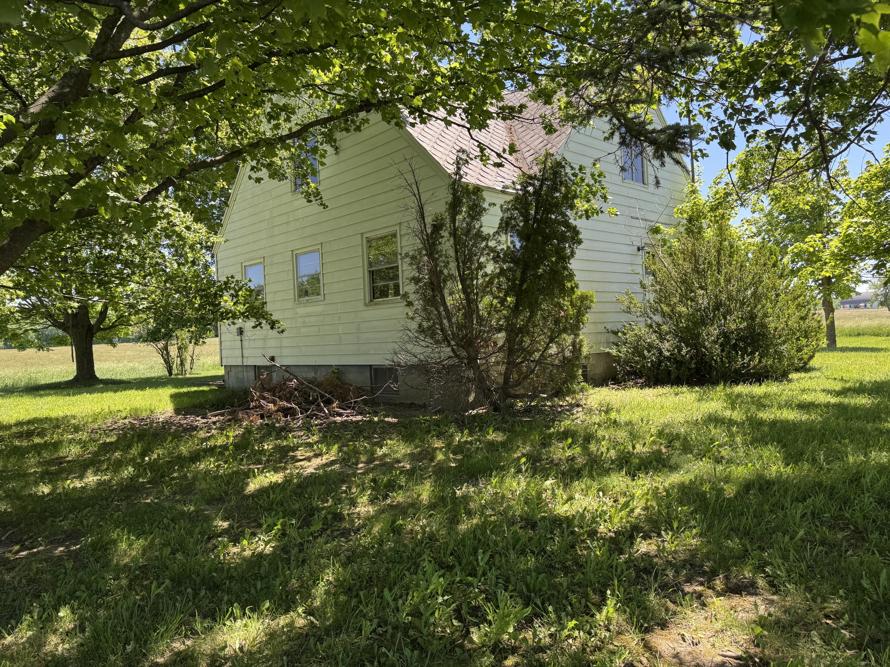 16121 Three Oaks Road