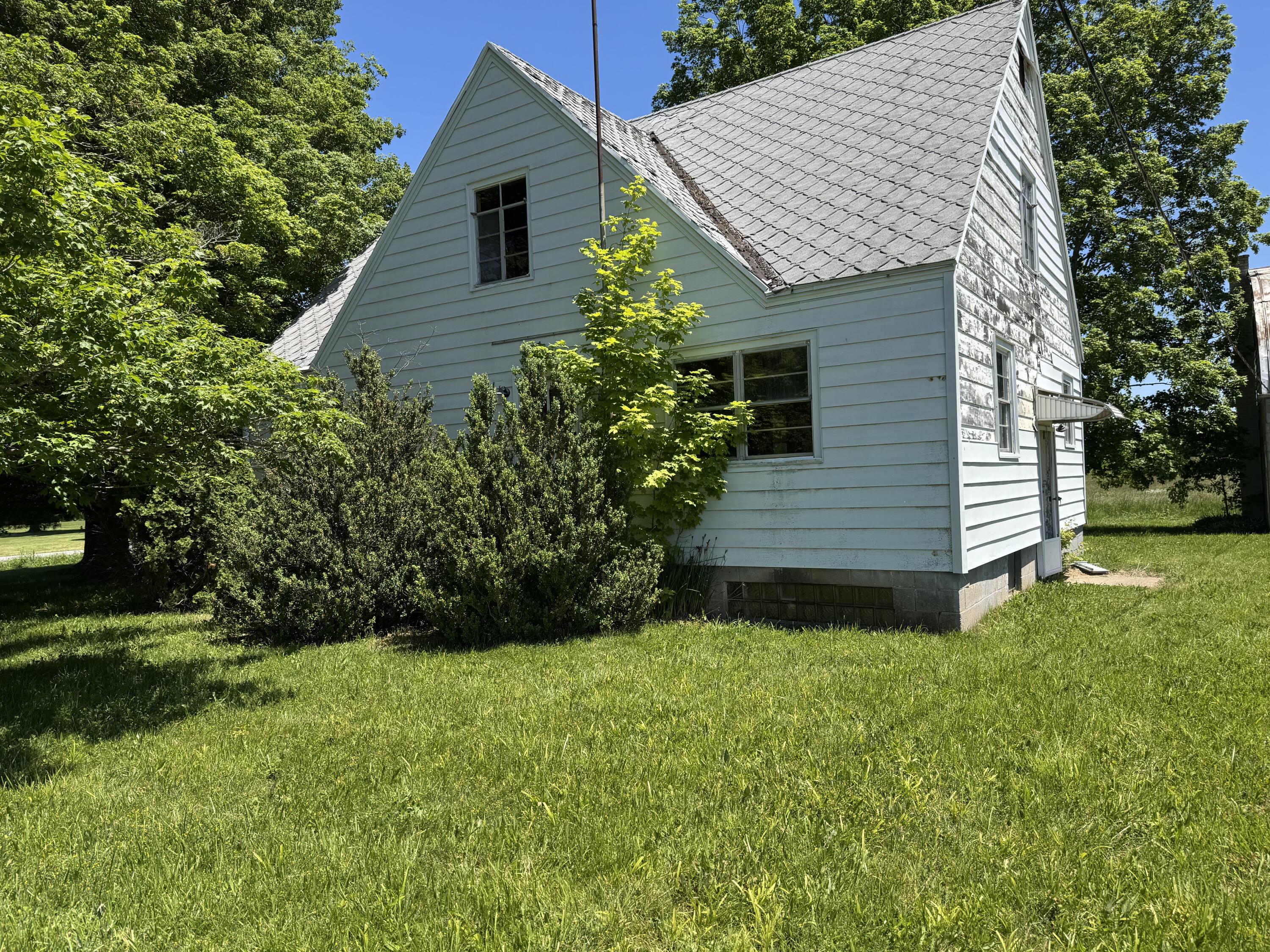 16121 Three Oaks Road